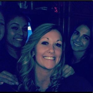 Meet your Posher, Celine